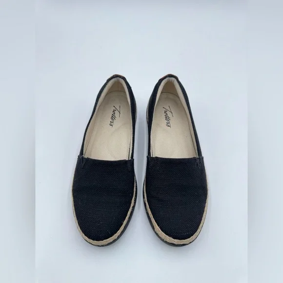 Trotters Accent Women’s Shoes - Picture 1 of 8